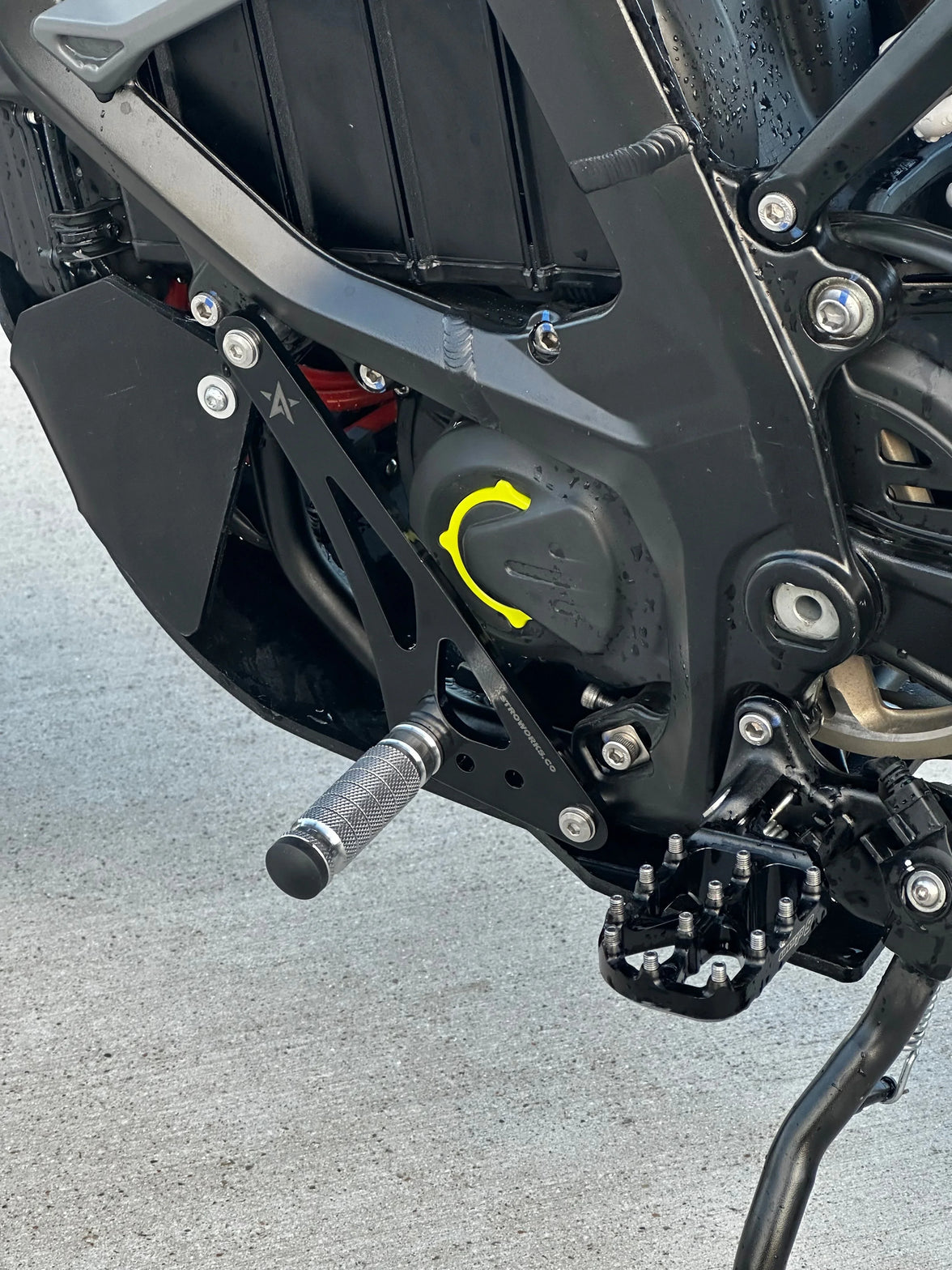 Surron Ultra Bee Shift Lock Astroworks Co Astroworks