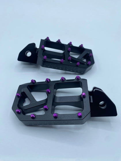 Gear’d Up Foot Pegs Surron Light Bee/Talaria/E-Ride Pro EV Warehouse