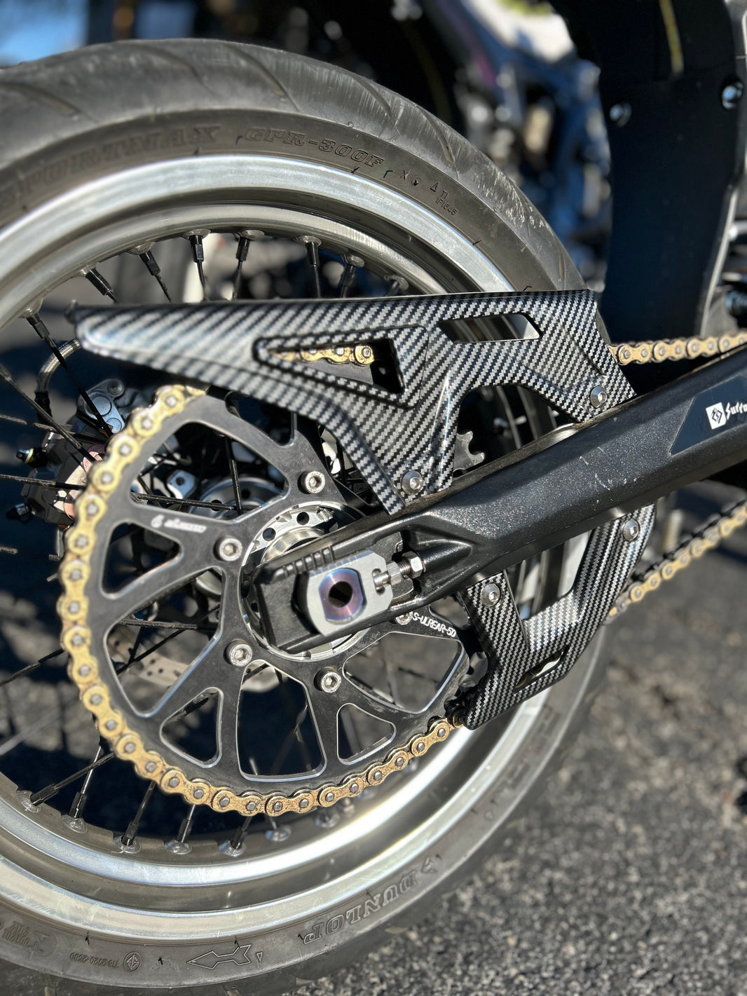 Surron Ultra Bee Lower Chain Guard-Carbon