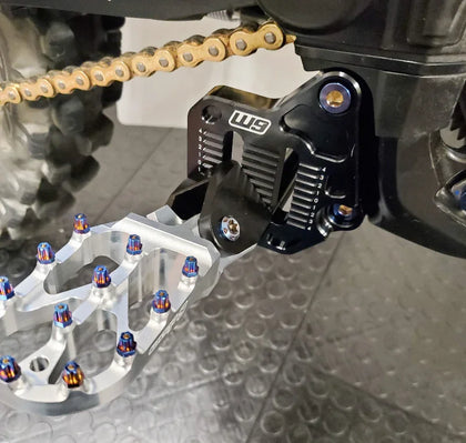Warp 9 Ultra Bee Adjustable Foot Peg Mount EV Warehouse